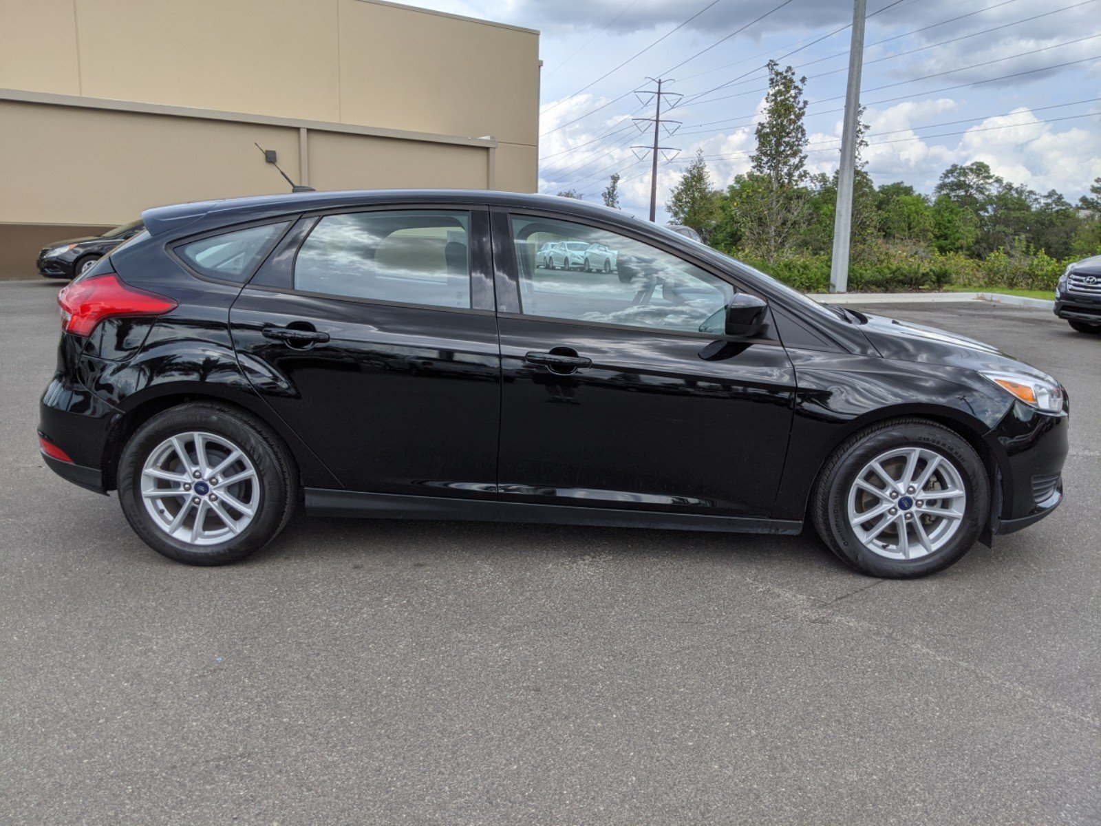 Pre-Owned 2018 Ford Focus SE Hatchback in Sanford #LU484380A ...