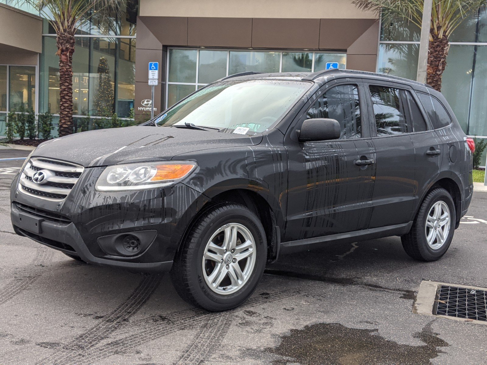 PreOwned 2012 Hyundai Santa Fe GLS FWD Sport Utility