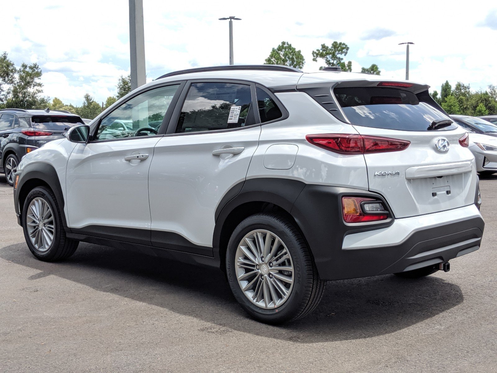 New 2020 Hyundai Kona SEL FWD Sport Utility